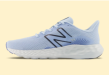 Чому New Balance із сіткою та замшею добре пасують до весняних і осінніх образів Кросівки